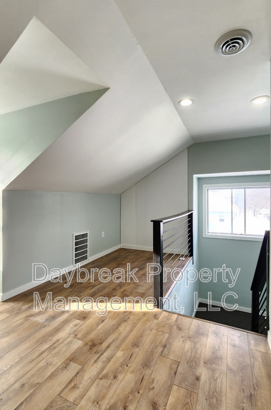 Fargo Condo: 1258 10th St. North - 301