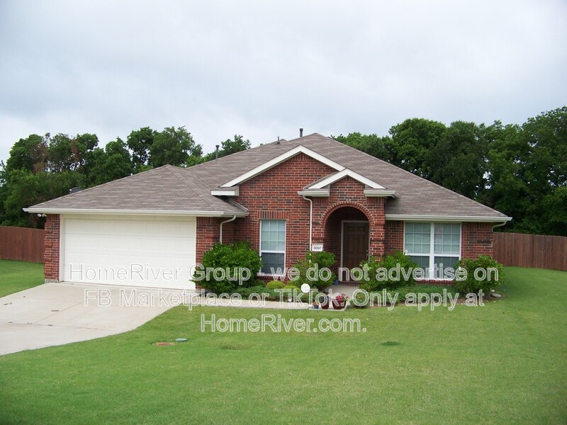 Rockwall House: 3097 Stoney Hollow Ln