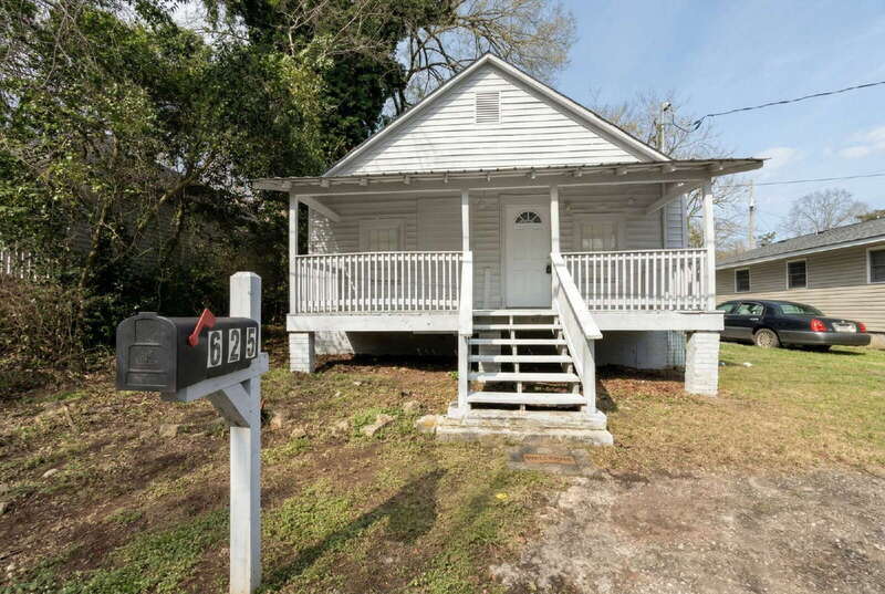 Griffin House: 625 East Wall Street