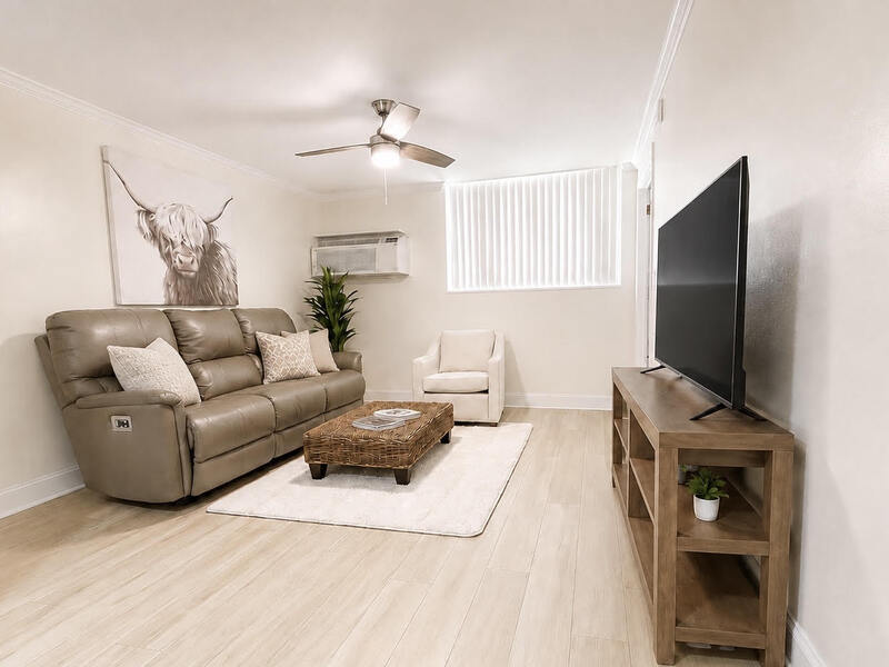 Pensacola Condo: 201 S Stillman St