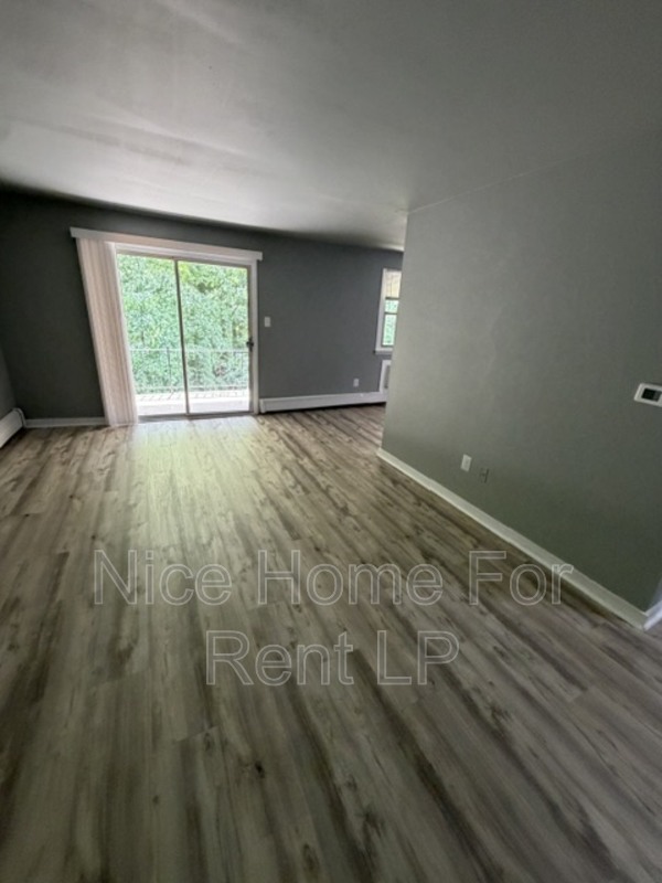 Pennsville Township Condo: 20 Fort Sumpter Road - Apt E4