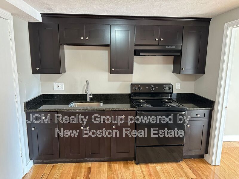 Lynn Condo: 108 Franklin Street