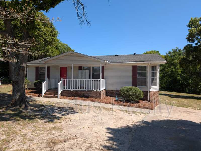 Sanford House: 87 Patriots Way