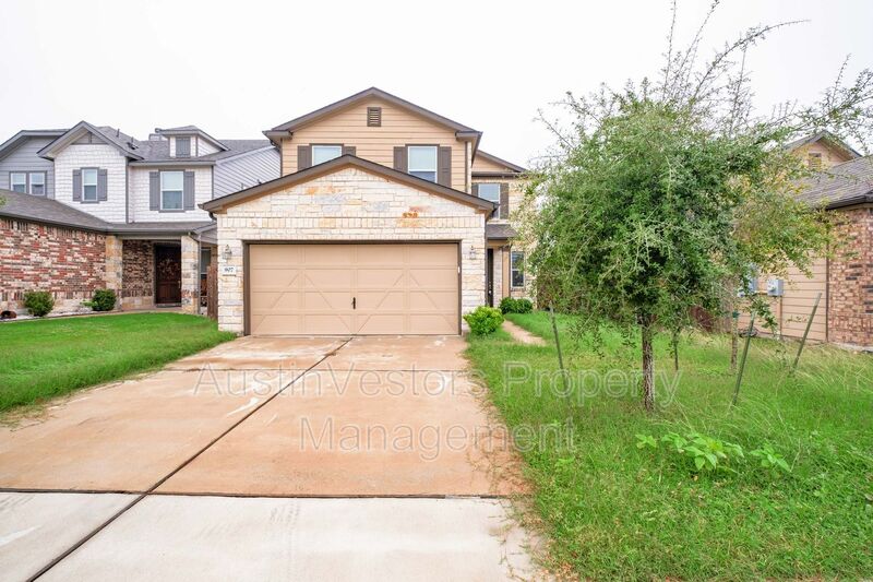 Pflugerville House: 907 Solitude Dr