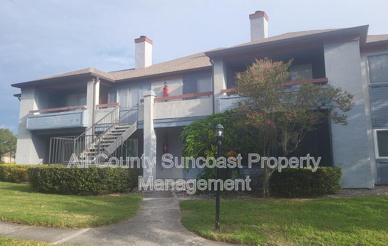 St.Petersburg Condo: 10265 Gandy Blvd #1016