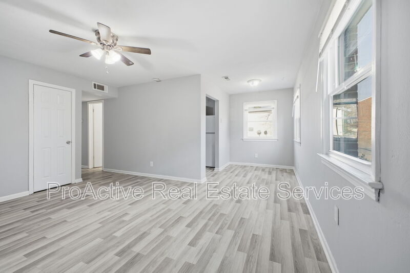 Norfolk Condo: 507 Ashlawn Dr - 3