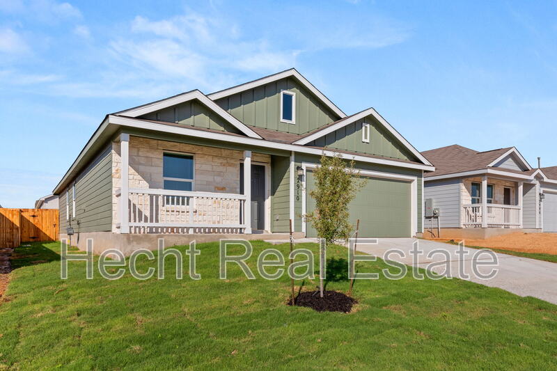 New Braunfels House: 2910 Green Finch