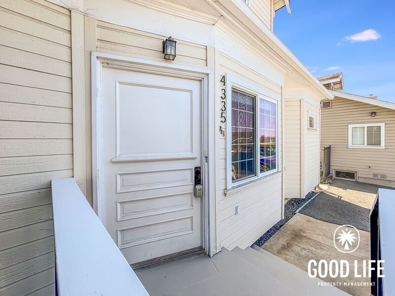 San Diego Condo: 4335 1/2 Cleveland Ave