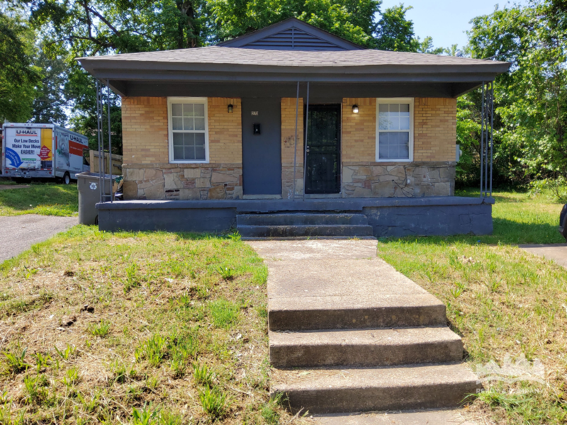 Memphis House: 1273 Capital Ave