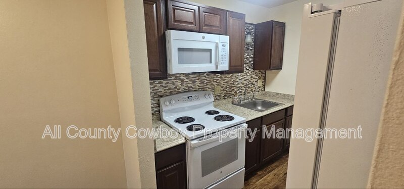 Main Rental Photo 3