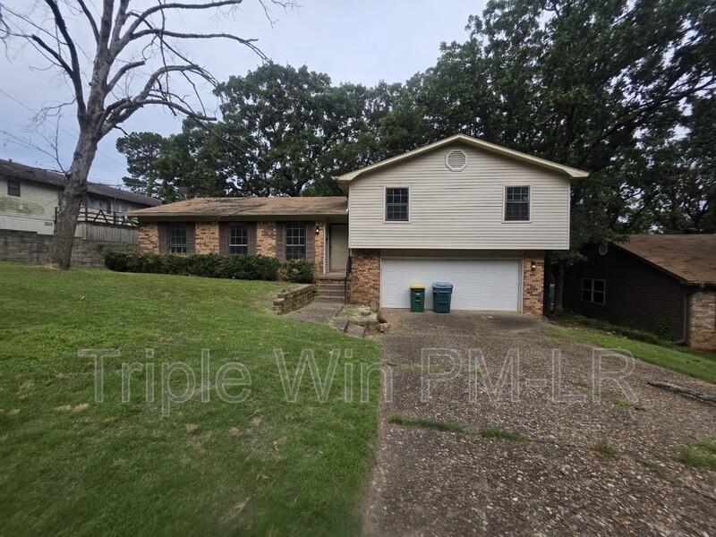 Little Rock House: 12320 Shawnee Forest Drive