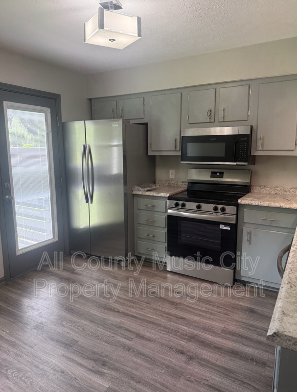 Main Rental Photo 4