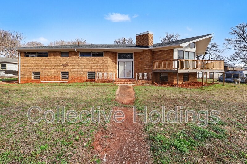 Birmingham House: 3724 Viola Avenue Southwest