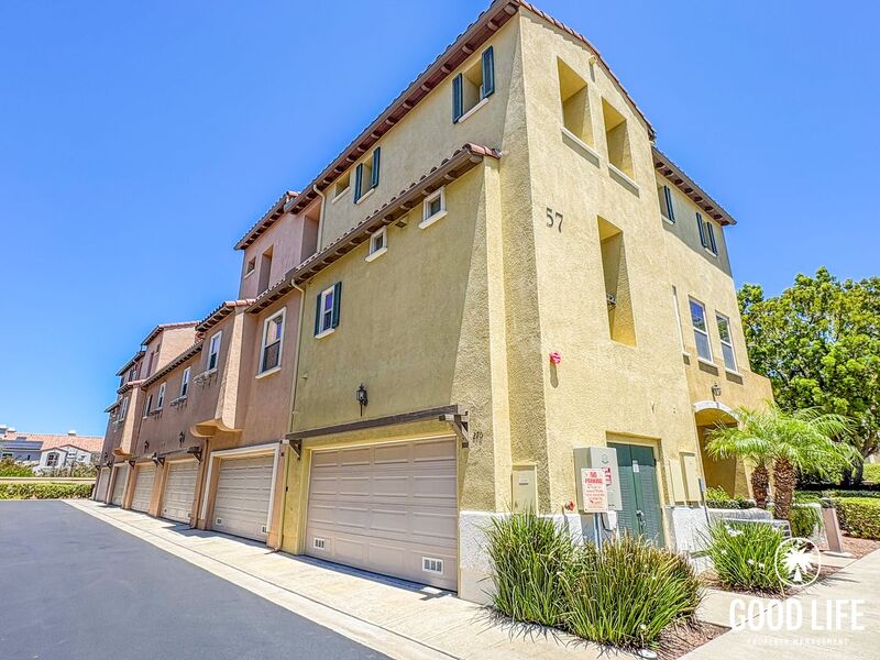 San Marcos House: 264 Marquette Ave