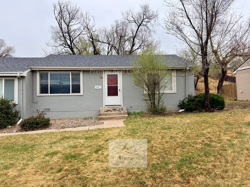 Colorado Springs Condo: 426 Glen View