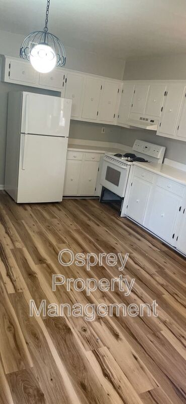 Charming 2-Bedroom Duplex in Kempsville, VB ¨ASK ABOUT OUR ZERO DEPOSIT¨ - Photo 4
