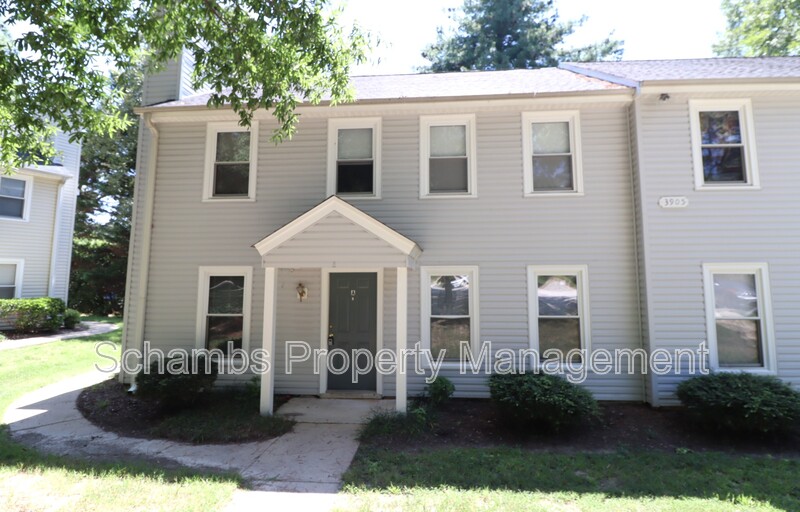 Raleigh House: 3905 Lexington Drive