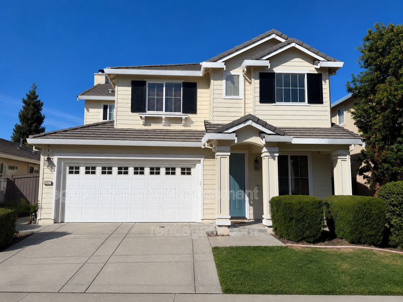Sacramento House: 2157 Promise Way
