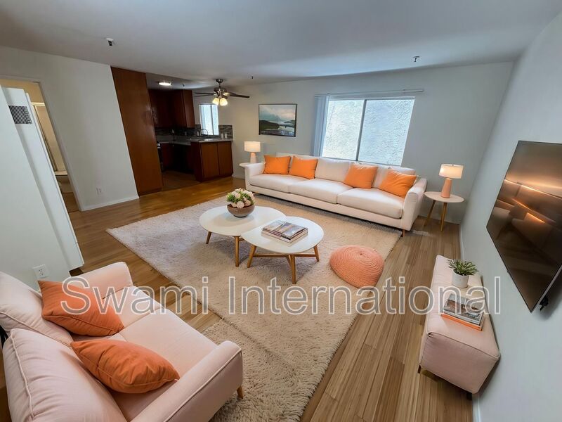 Hawthorne Condo: 12627 Eucalyptus