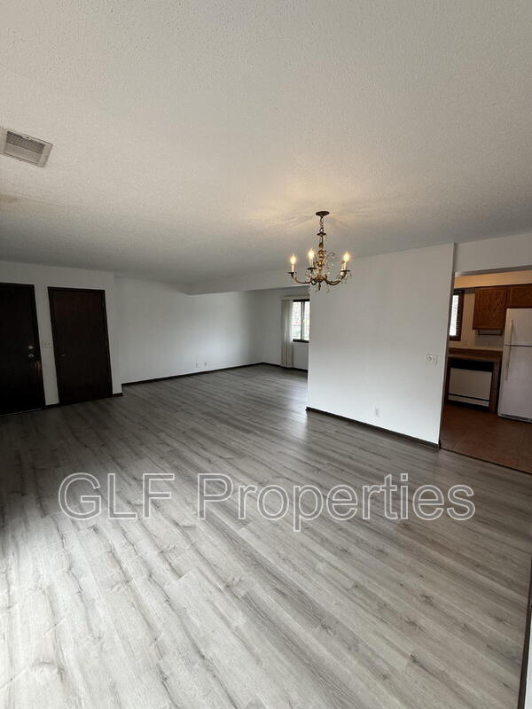 Nebraska Condo: 1413 2nd Ave