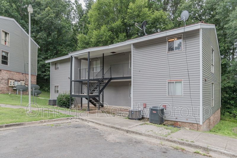 Jasper Condo: 1604 14th Ave E