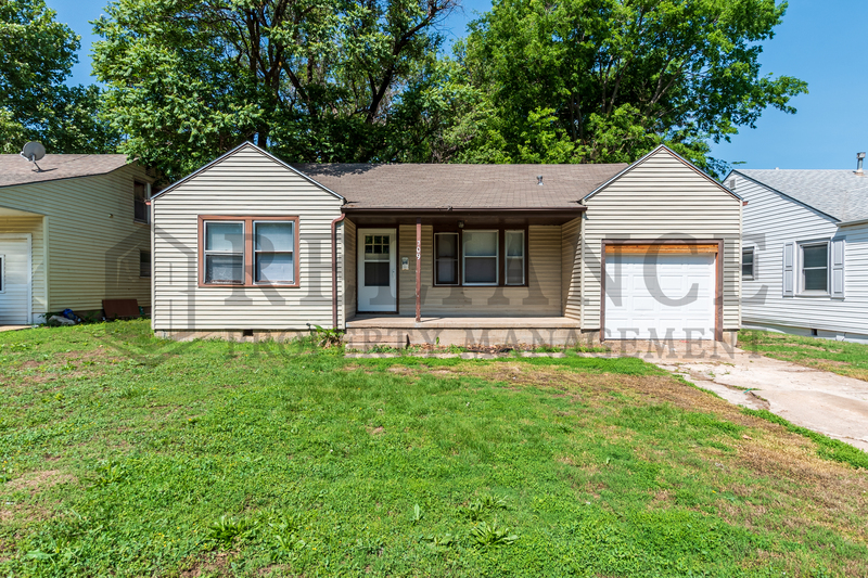 Wichita House: 709 South Pinecrest Street