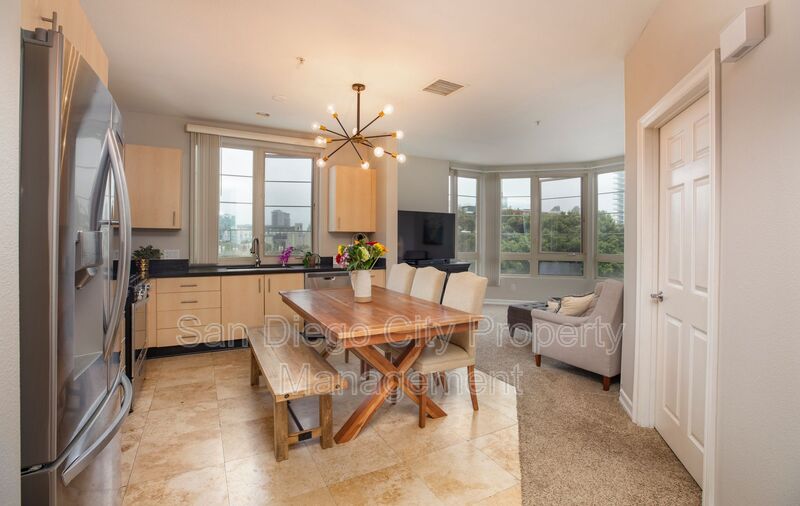 San Diego Condo: 1400 Broadway