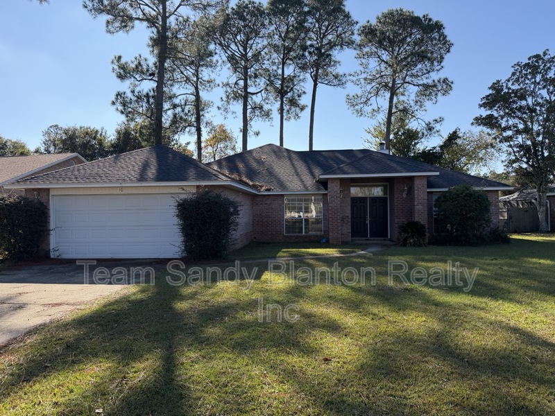 Pensacola House: 10 Arapaho Drive