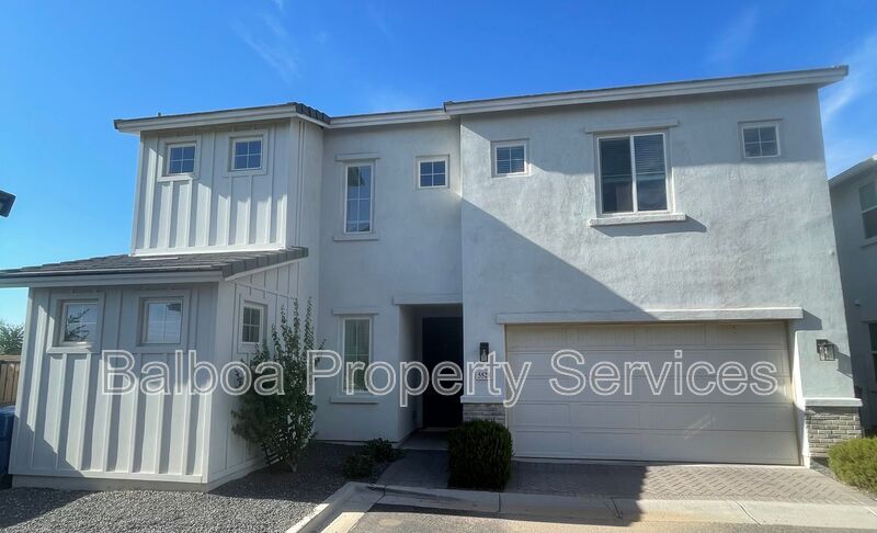 Mesa House: 5528 S Dillon Cir