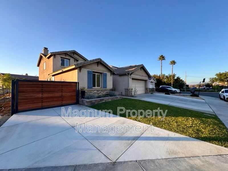 Murrieta House: 36953 Ascella Ln