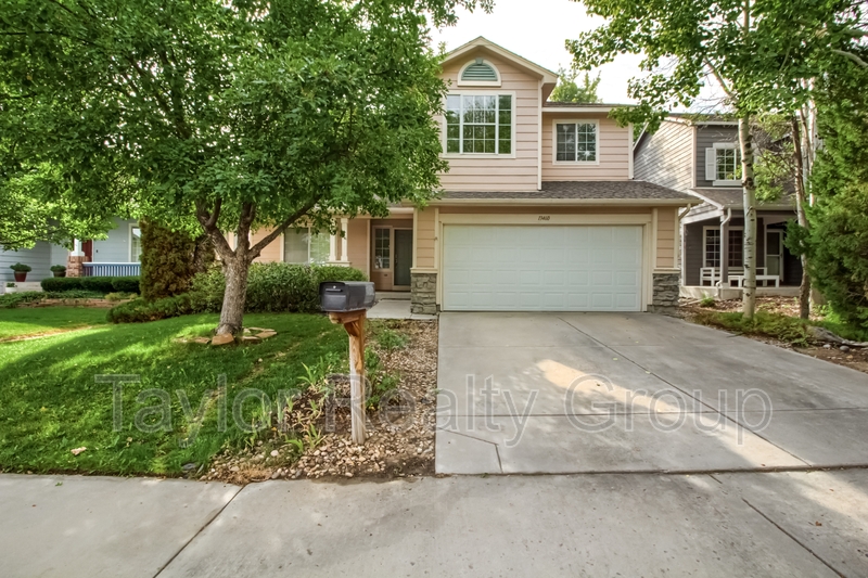 Thornton House: 13460 Vine St