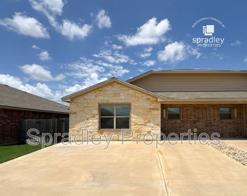 Belton Condo: 1562 Vani Ct