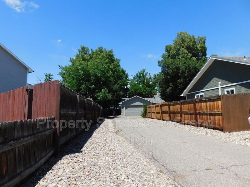 Grand Junction House: 731 Ranch Road