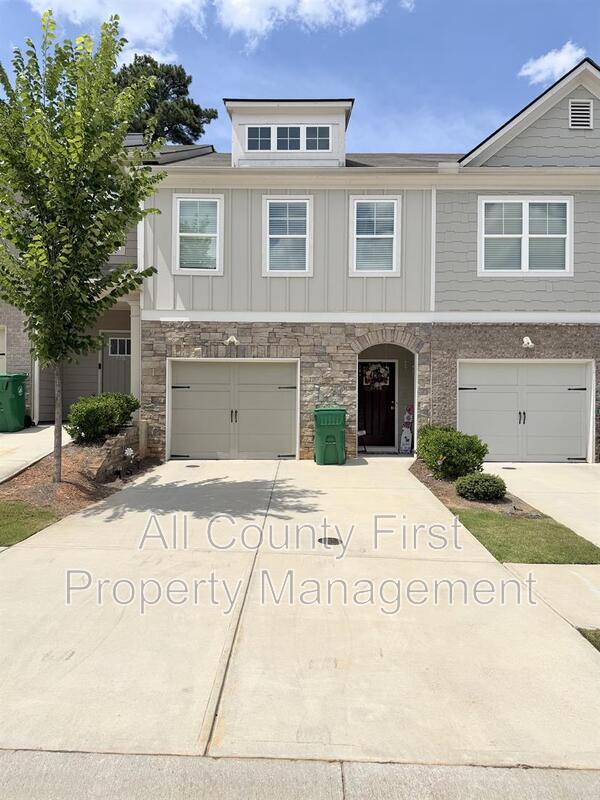 Lithonia House: 5788 Calle Vista Drive