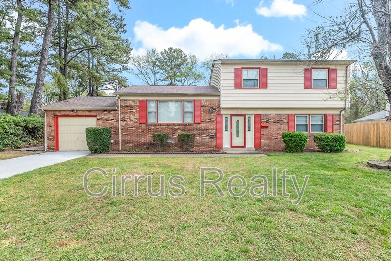 Hampton House: 3 Towler Dr