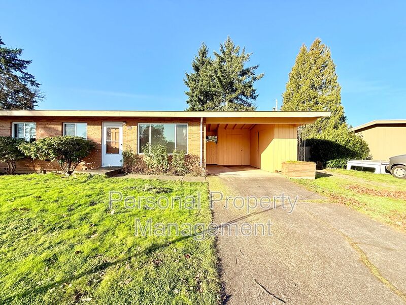 Vancouver Townhome: 702 Garrison Ter