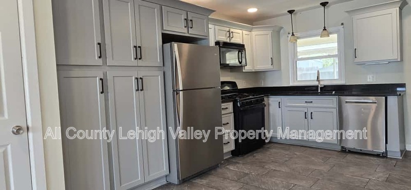 Bethlehem House: 1517 Richard Ave