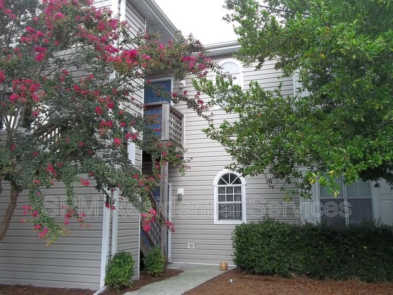 Wilmington Condo: 721 Bragg Dr