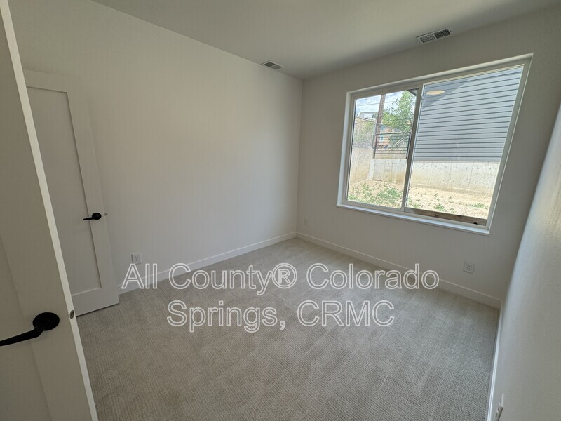 Main Rental Photo 8