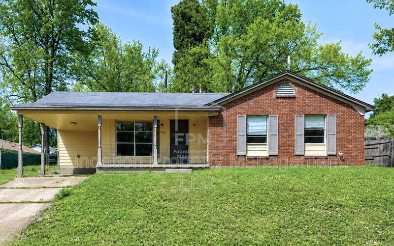 Memphis House: 2224 Willow Wood Avenue