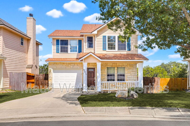 San Antonio House: 21810 Goldcrest Run