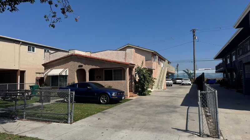 Long Beach Condo: 257 E Plymouth St