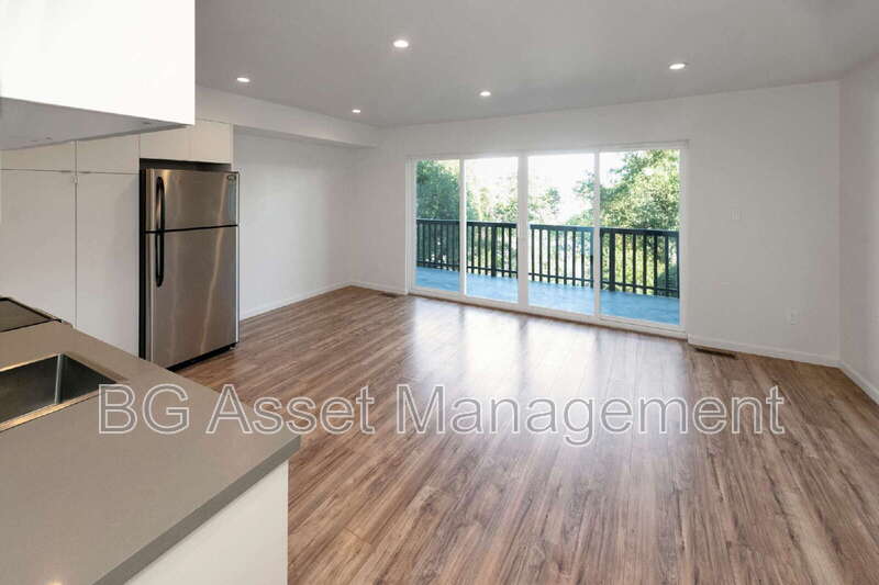 Vallejo Condo: 50 Frey Place