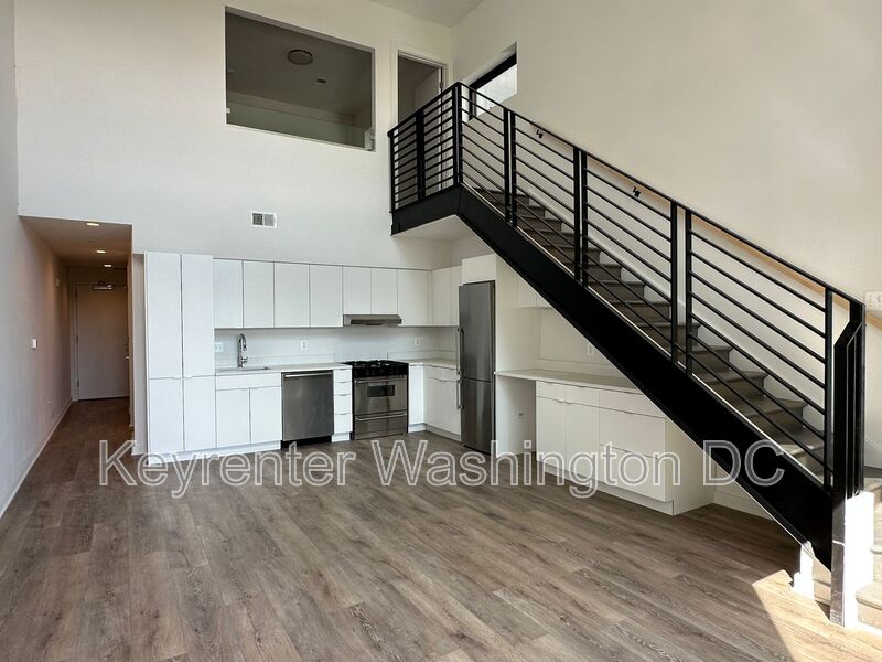Washington Condo: 1460 Belmont St, NW - 204