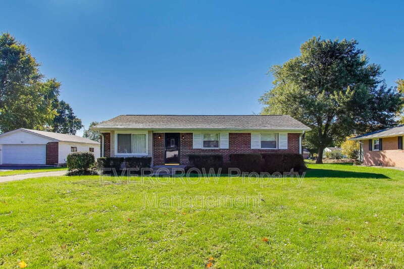 Greenwood House: 705 Orchard Lane