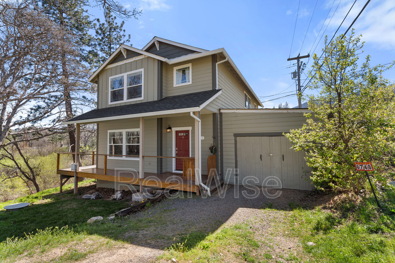 Ashland House: 6748 Highway 66