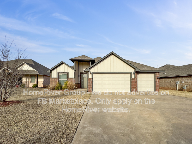 Edmond House: 17641 Macarthur Park Rd