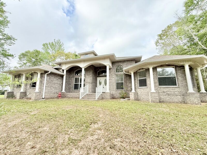 Milton House: 5431 Munson Hwy