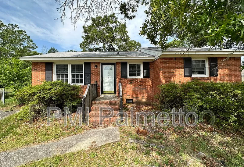 Columbia House: 145 Gala Dr