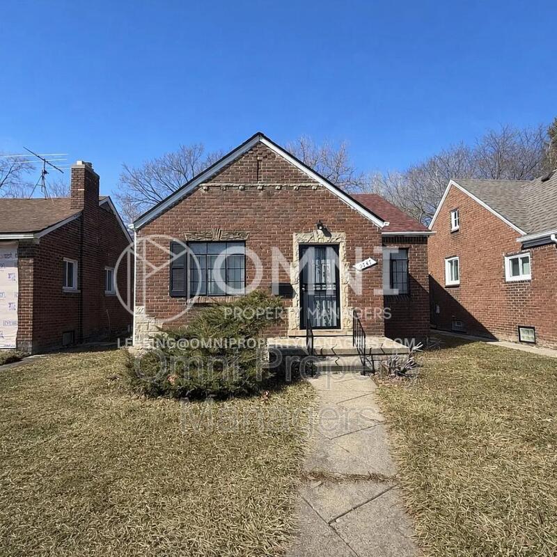 Detroit House: 9747 Somerset Ave
